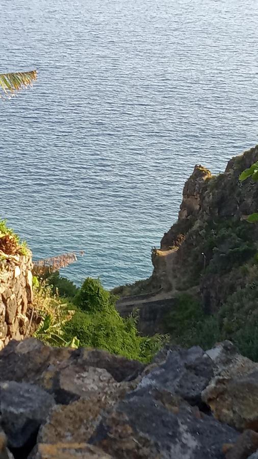 Vаrаndаs Dо Sоl-Vista Relaxante Entre Mar E Montanha Appartement Ponta do Sol  Buitenkant foto
